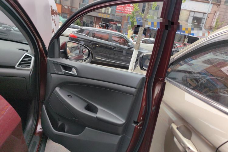 Used Hyundai Tucson 2015 1.6T Dual-Clutch Two-Wheel-Drive Smart Model
