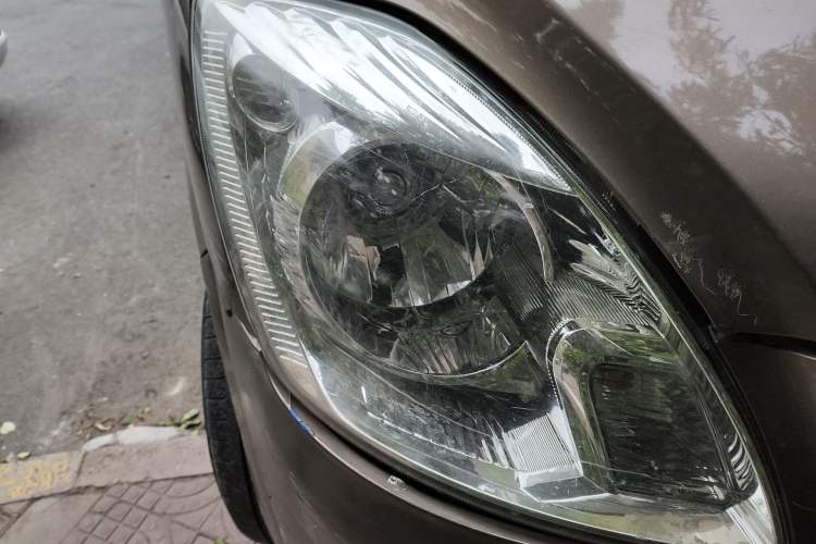 Used Foton MP-X E 2017 2.0L New Express Long Wheelbase 4Q20M Right Front Headlight