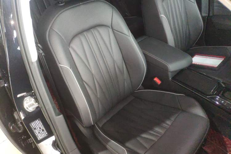 Used Volkswagen Passat 2023 Facelift 330TSI Luxury Edition