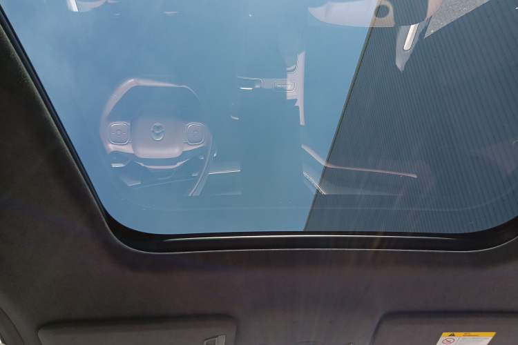 Used Nio ES8 2024 75 kWh Executive Edition Headliner