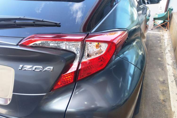 Used Toyota IZOA 2018 2.0L Yichi Version China VI Standard