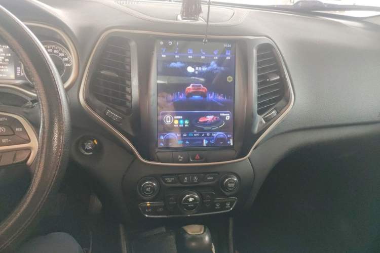 Used Jeep Cherokee 2016 2.4L Leading Edition