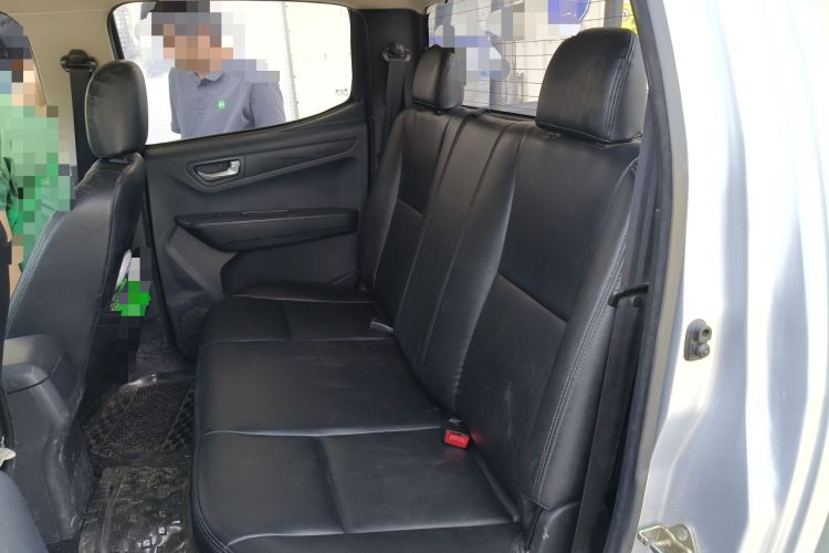 Used Isuzu JLM 2016 2.8T Two-Wheel Drive Luxury Version JE493ZLQ4CA
