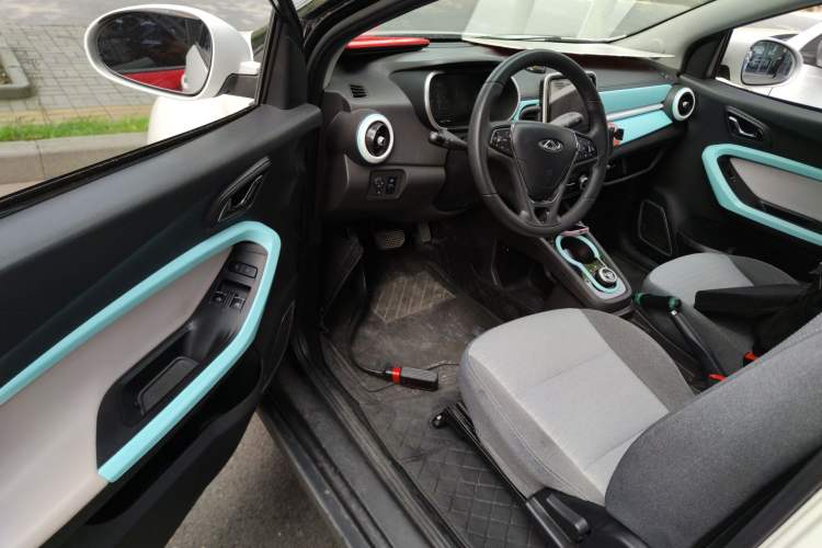 Used Chery QQ Little Ant 2021 150 000 Yuan Ant Fan Edition Ant Cool Version Lithium Iron Phosphate Driver Seat