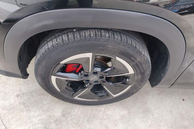 Used JETOUR Dashing 2025 1.5T DCT Ultimate Edition Left Front Wheel Hub