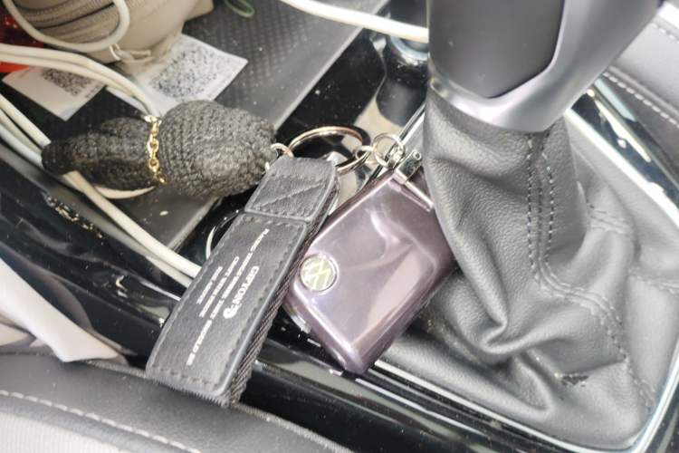 Used Volkswagen Tacqua 2020 1.5L Automatic Yue Vehicle Key