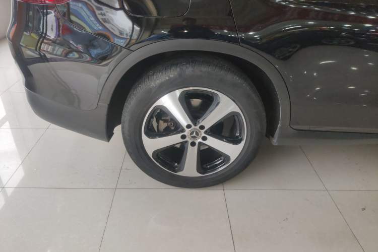 Used Mercedes-Benz GLC Coupe 2017 GLC 200 4MATIC Coupe SUV Right Rear Wheel Hub