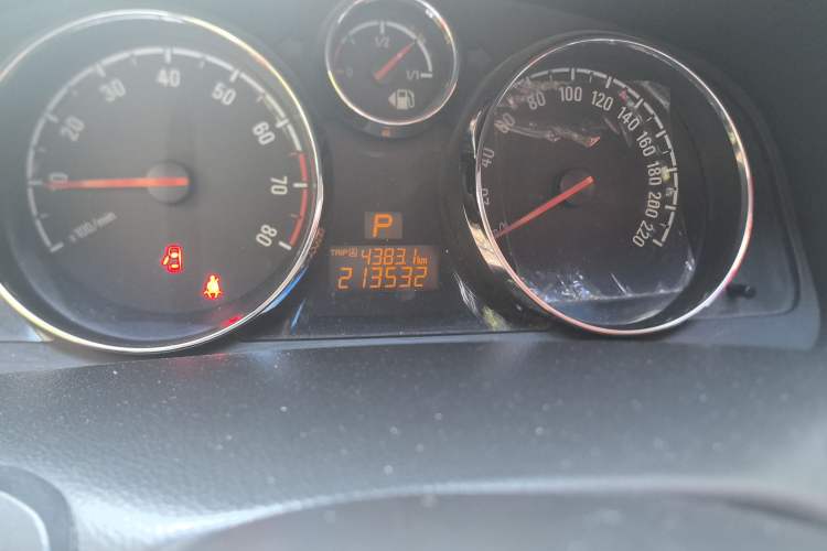 Used Opel Antara 2013 2.4L 4x4 Luxury Edition
