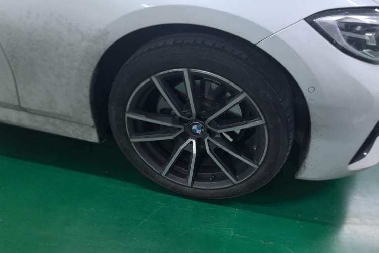 Used BMW 3 Series 2021 Second Facelift 325Li M Sport Package
