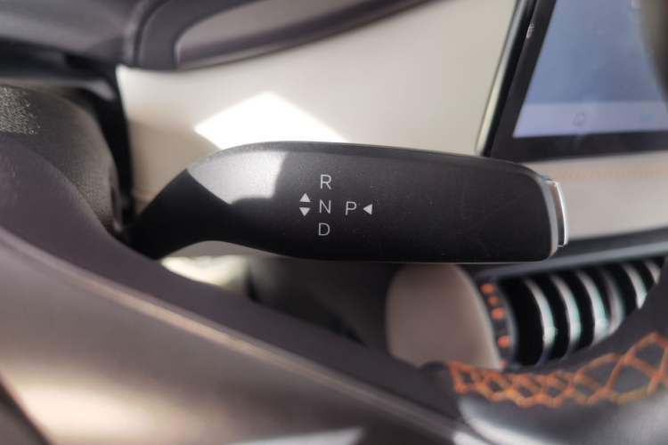Used BYD Yuan PLUS 2025 Intelligent Driving Version 510 KM Beyond-Grade Edition Gear Lever
