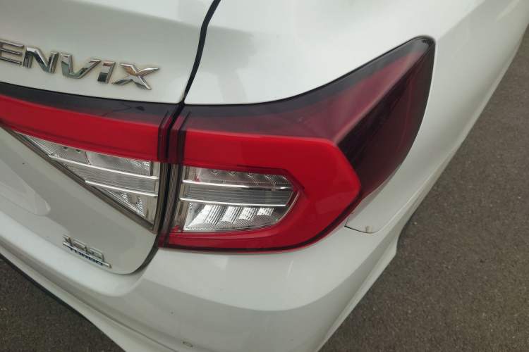 Used Honda Envix 2019 180TURBO CVT Enjoyment Edition China VI Right Rear Taillight