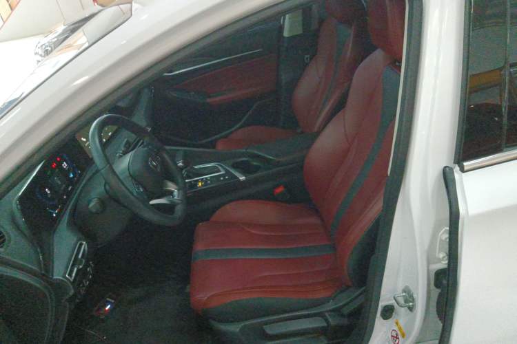 Used CHANGAN Eado 2021 PLUS Blue Whale NE 1.4T GDI DCT Prestige Model Left Front Seat