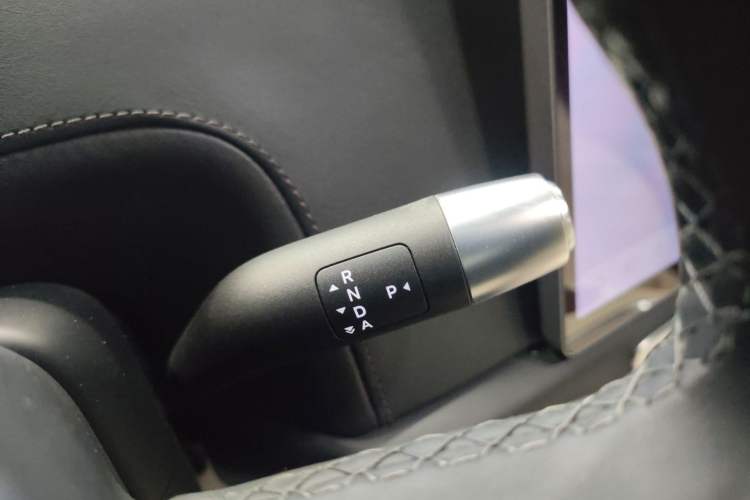 Used Li Auto L8 2023 Pro Model
