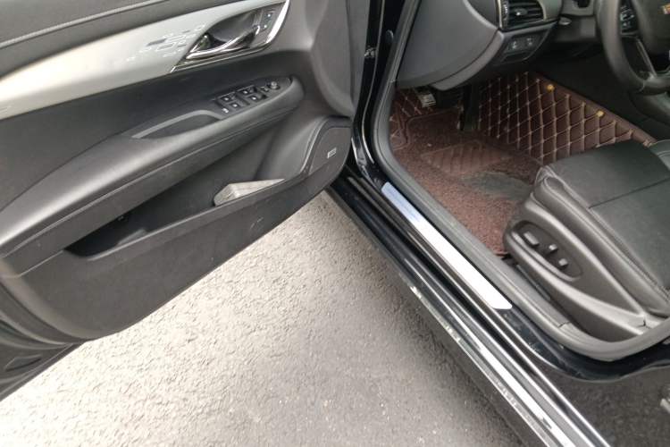 Used Cadillac ATS-L 2017 28T Fashion Edition Driver Seat