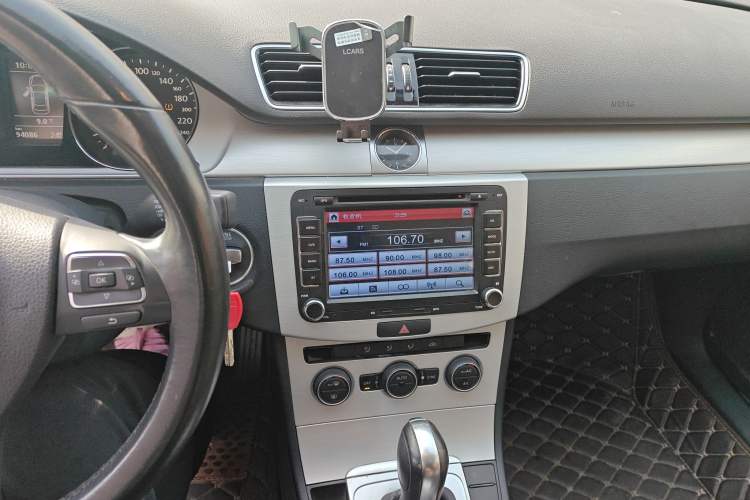 Used Volkswagen Magotan 2016 1.8TSI Smart Enjoyment Leading Model
