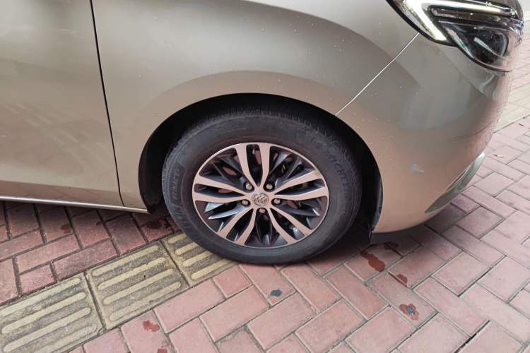 Used Buick GL8 2017 ES 28T Luxury Model China V Standard