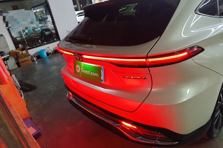 Used Toyota Venza 2023 2.0L CVT Two-Wheel Drive Prestige Version