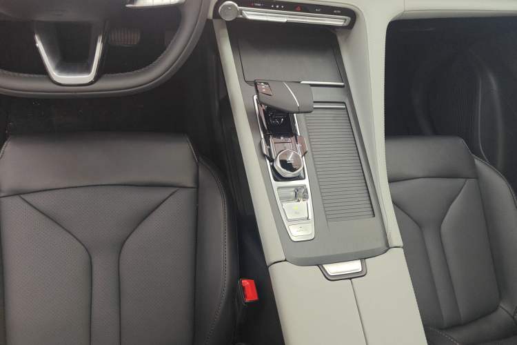 Used Changan CS75 PLUS 2026 Model, Smart Champion Edition 1.5T New Blue Whale Smart Navigation Version
