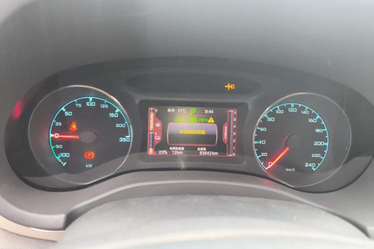 Used BYD Song New Energy 2017 Song DM 1.5TID All-Wheel Drive Prestige Model Instrument Cluster