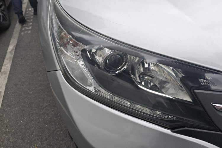 Used Honda CR-V 2012 2.0L two-wheel drive urban version