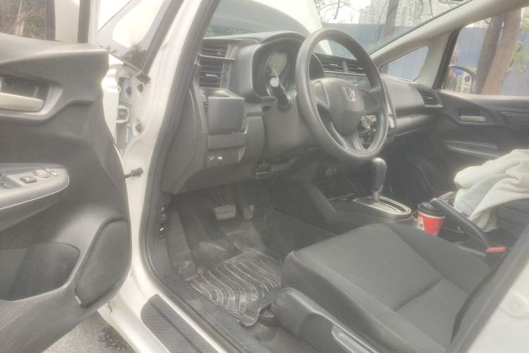 Used Honda Fit 2016 1.5L LXS CVT Comfort Sunroof Version Driver Seat