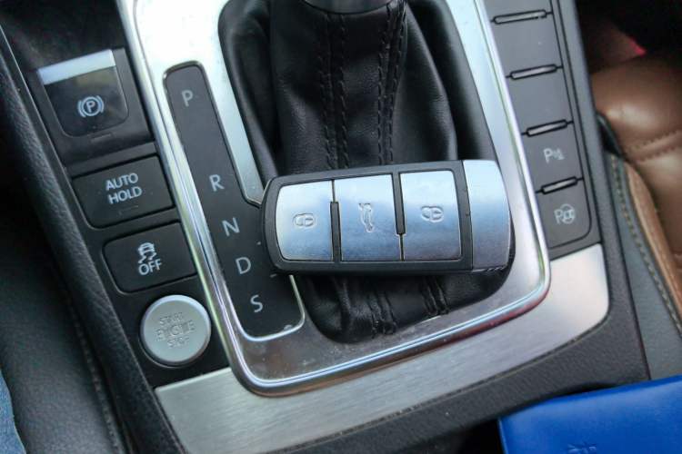 Used Volkswagen FAW-Volkswagen CC 2013 1.8TSI Luxury Model