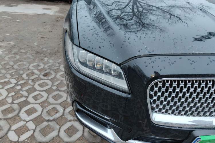 Used Lincoln Continental 2017 3.0T Four-Wheel Drive Prestige Edition Right Front Headlight