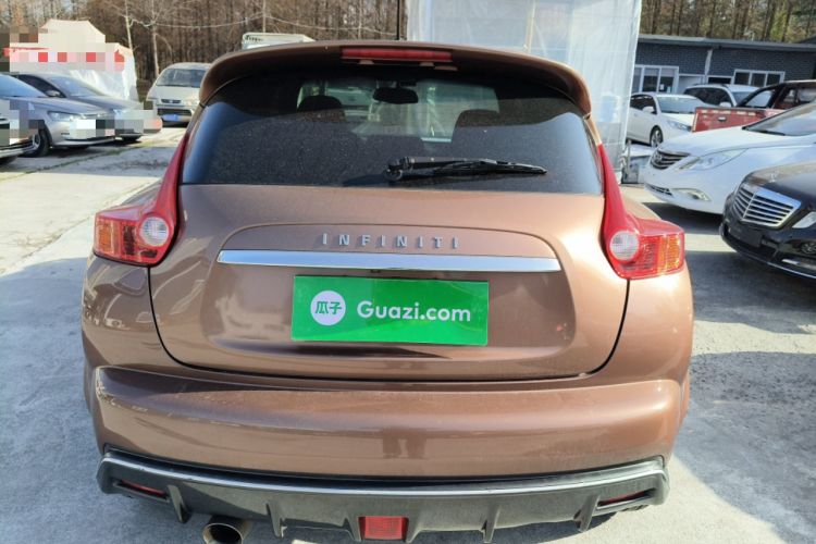 Used Infiniti ESQ 2014 1.6L Luxury Edition