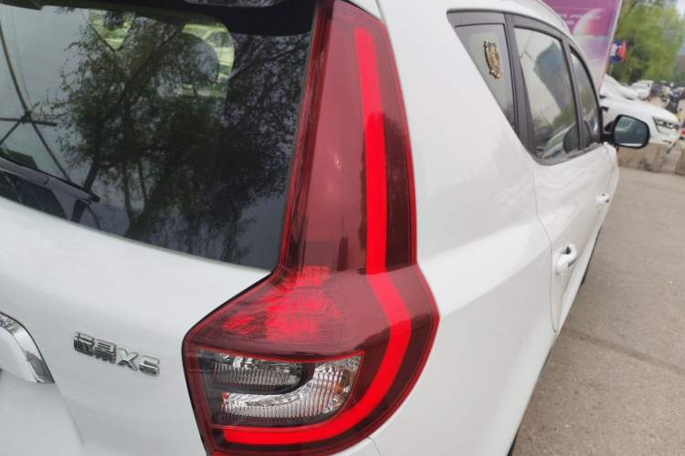 Used Geely Auto Vision X6 2018 1.8L Manual 4G Connect Luxury Edition Right Rear Taillight