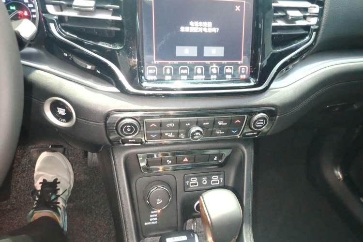 Used Jeep Grand Commander 2018 2.0T Four-Wheel Drive Premium Navigation Version China V