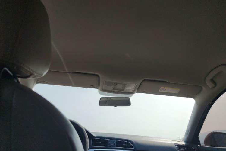 Used Volkswagen Lamando 2019 230TSI DSG Fashion Edition China V Standard Headliner