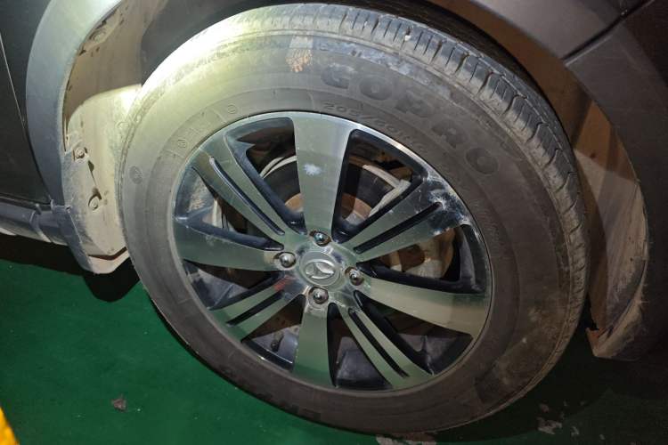 Used FAW Yingzhi G3 2015 1.5L CVT Zhihao Edition Right Front Wheel Hub