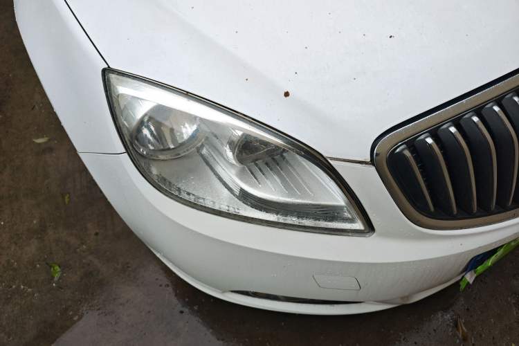 Used Buick GT 2013 GT 1.6L Automatic Fashion Edition Right Front Headlight