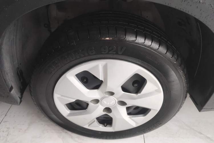 Used Wuling Alvez 2023 1.5L CVT Comfort Edition