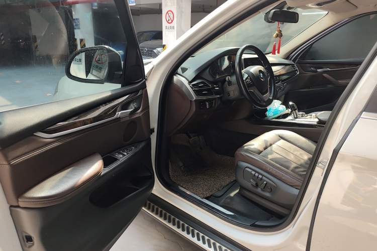 Used BMW X5 2014 xDrive35i Elegant Edition
