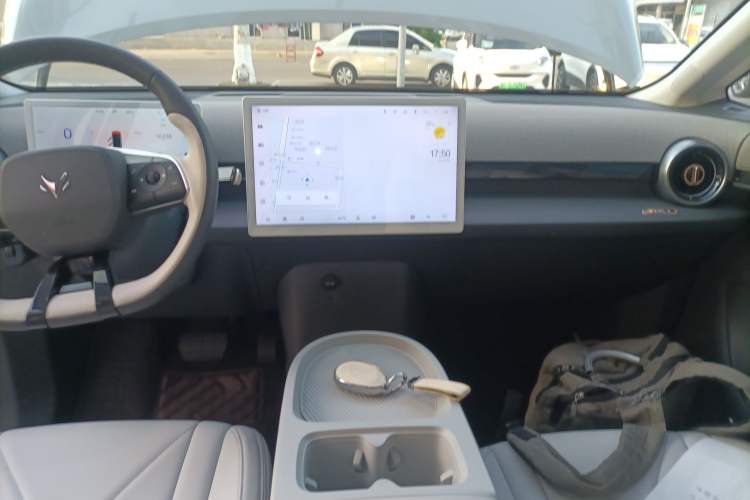 Used ARCFOX Kaola S 2024 AIR Audio And AC Panel