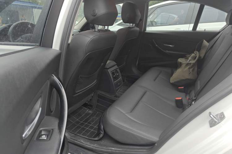 Used BMW 3 Series 2016 316i Fashion Model