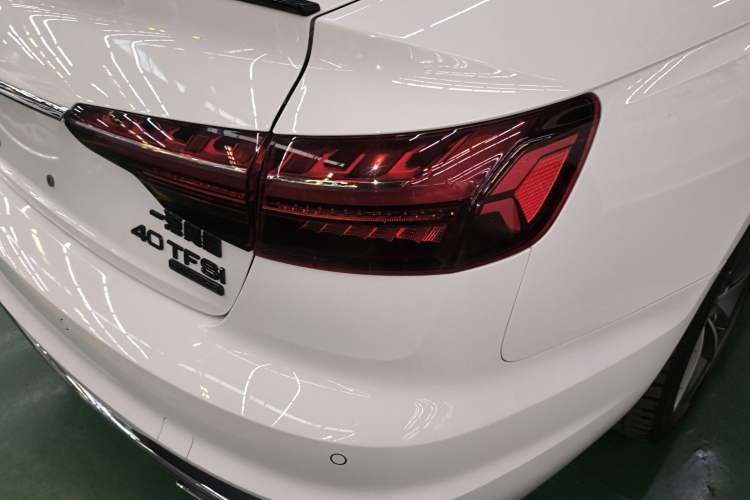 Used Audi A4L 2020 40 TFSI Fashionable and Elegant Model