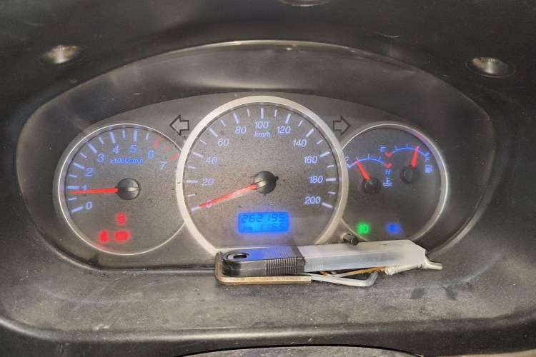 Used Wuling Hongguang 2010 1.2L Standard Version China IV Instrument Cluster