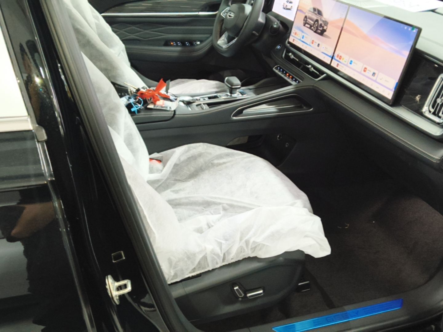 Geely Auto Monjaro L 2026 Model 2.0TD DCT Changfeng Yue Shan Edition — снимка 19