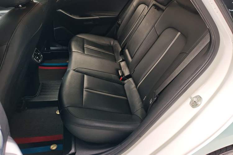 Used Hyundai Lafesta 2019 280TGDi Smart Speed Version China VI Standard Left Rear Seat