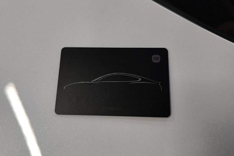 Used Xiaomi Auto SU7 2024 Rear-Drive Ultra-Long Range Advanced Pro-Level Intelligent Driving Version Vehicle Key