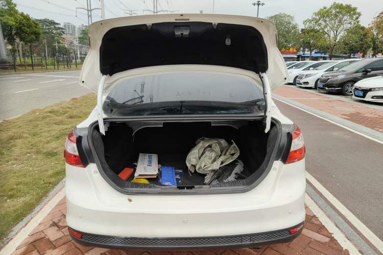 Used Ford Focus 2012 Sedan 1.6L Automatic Comfort Model