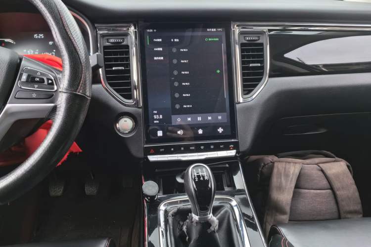 Used SWM G05 2019 2.0L Manual Luxury Edition