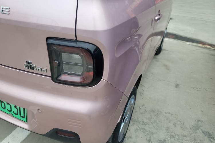 Used Geely Galaxy Panda 2023 Panda Mini 200km Endurance Bear