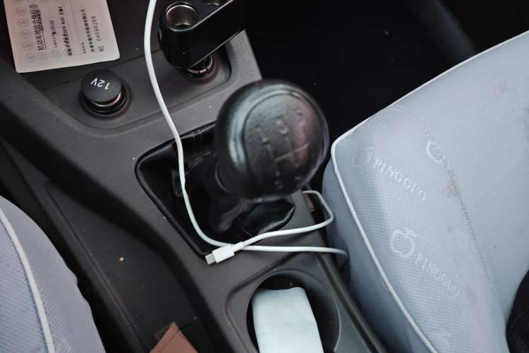 Used Wuling Hongguang 2014 1.5L S Standard Version Gear Lever