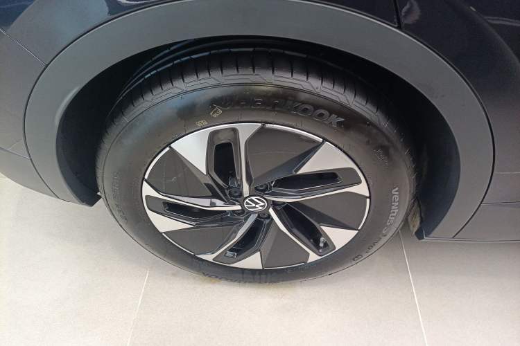 Used Volkswagen ID.4 CROZZ 2025 Pure Edition