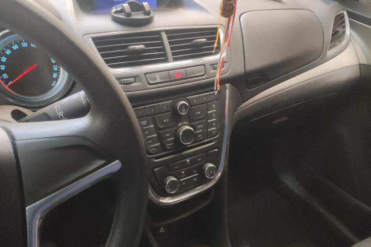 Used Buick Encore 2013 1.4T Manual Two-Wheel Drive Entry Model
