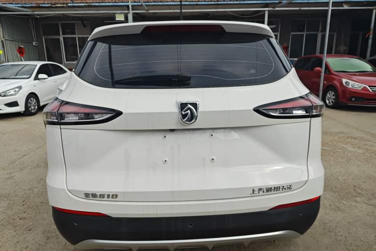 Used Baojun 510 2019 1.5L Manual Enjoyment Model 77kW China VI Emission Standard
