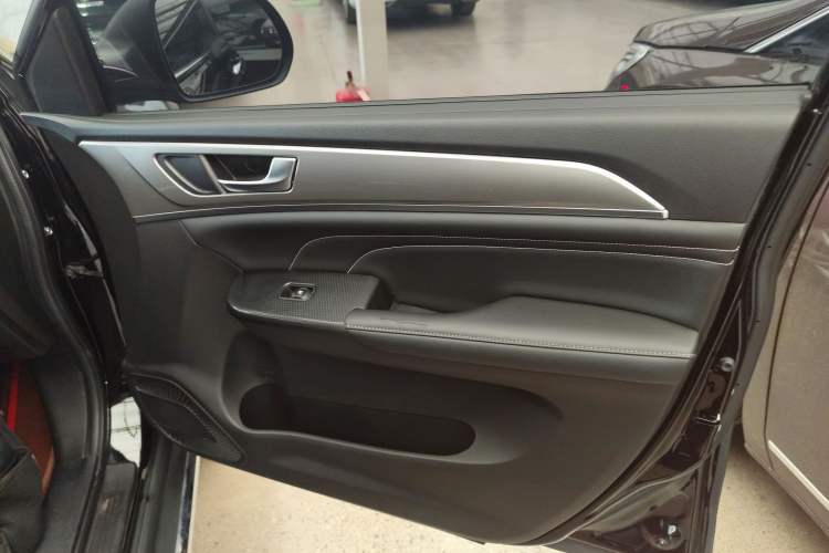 Used Haval M6 2021 PLUS 1.5T Manual Elite Smart Connectivity Model